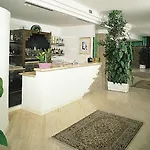 帕可迪普林奇皮酒店